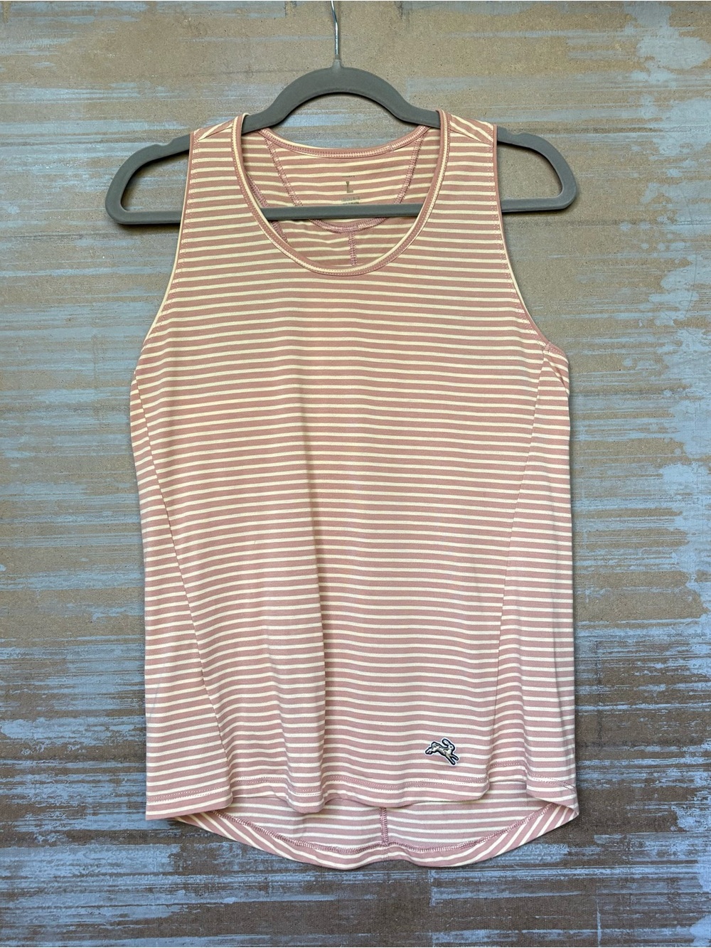 Tracksmith Twilight Tank Melon Cork Stripe Running Workout Logo Womens L